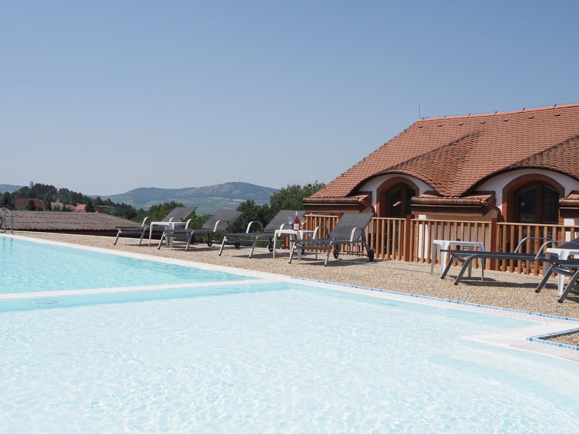 Resort Zajici Ze Zaječí Zewnętrze zdjęcie